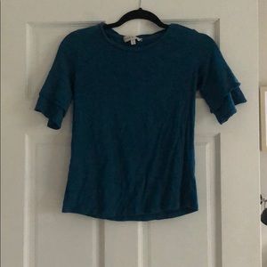 Amour Vert t-Shirt with flutter sleeves